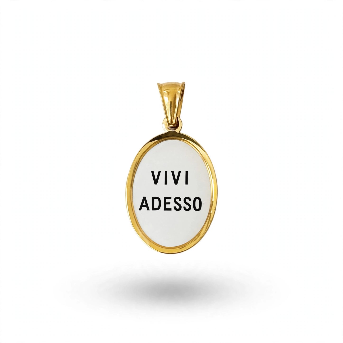 Ciondolo vivi adesso