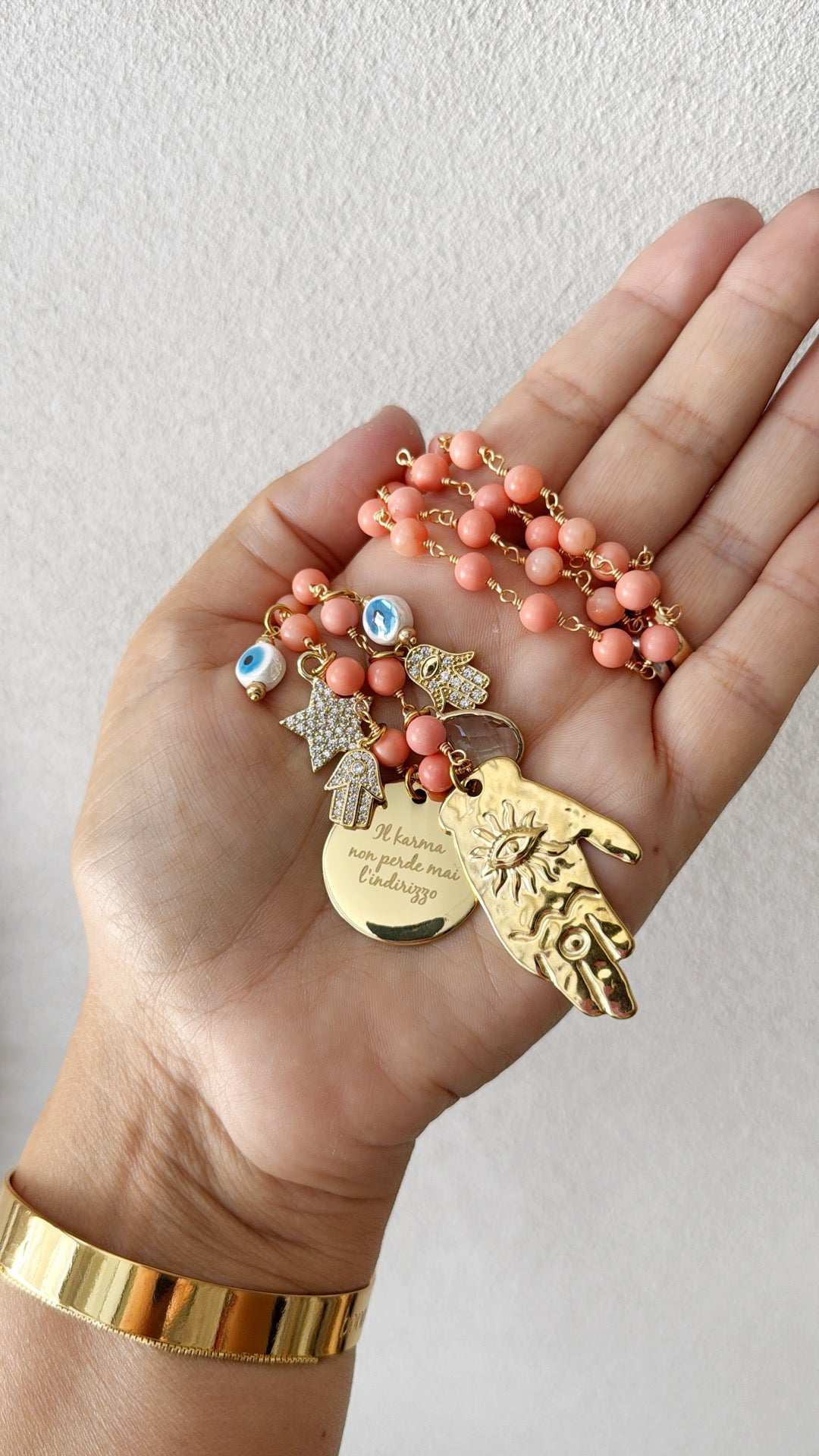 Collana il karma non perde mai l’indirizzo