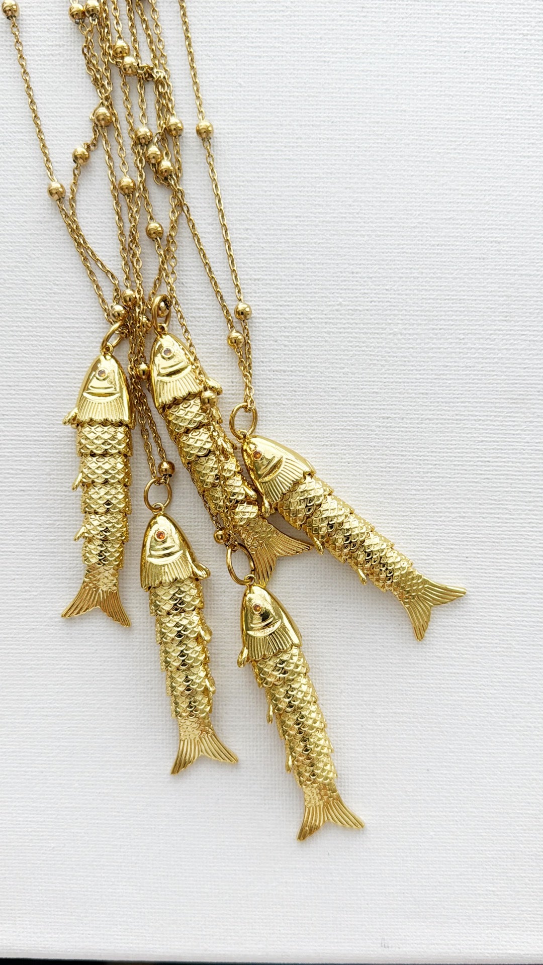 Collana pesce móvil