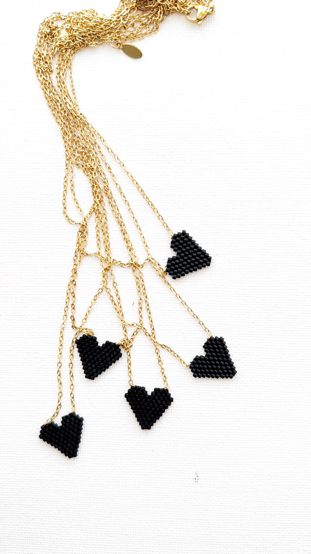 Collana Miyuki cuoricino nero
