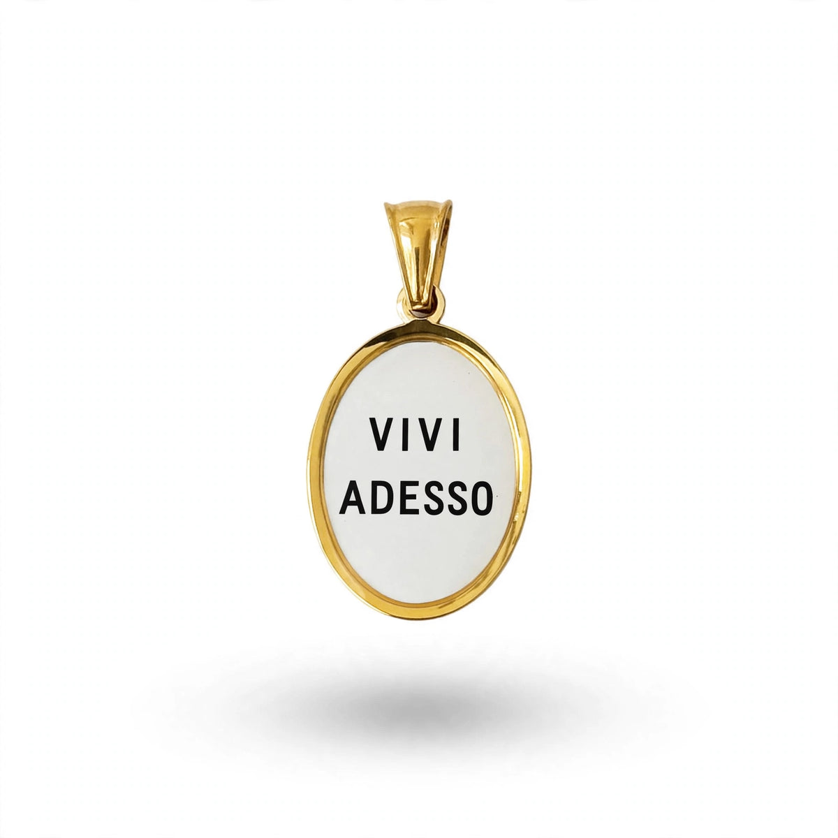 Ciondolo vivi adesso